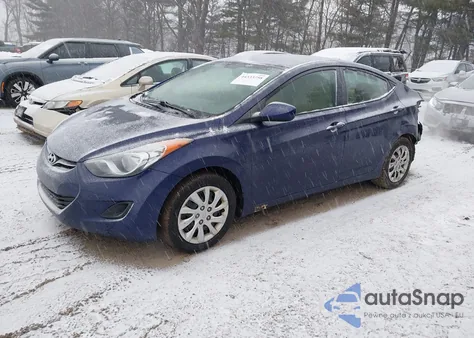 2013 Hyundai Elantra Gls/Limited z USA, uszkodzony, nr VIN 5NPDH4AE2DH155492